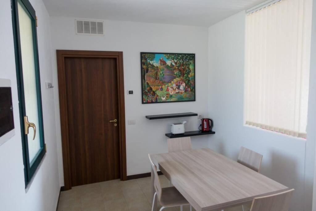 Apartment Victoria, Cozy Studio Flat Near Leonardo Academy Сесто-Календе Экстерьер фото